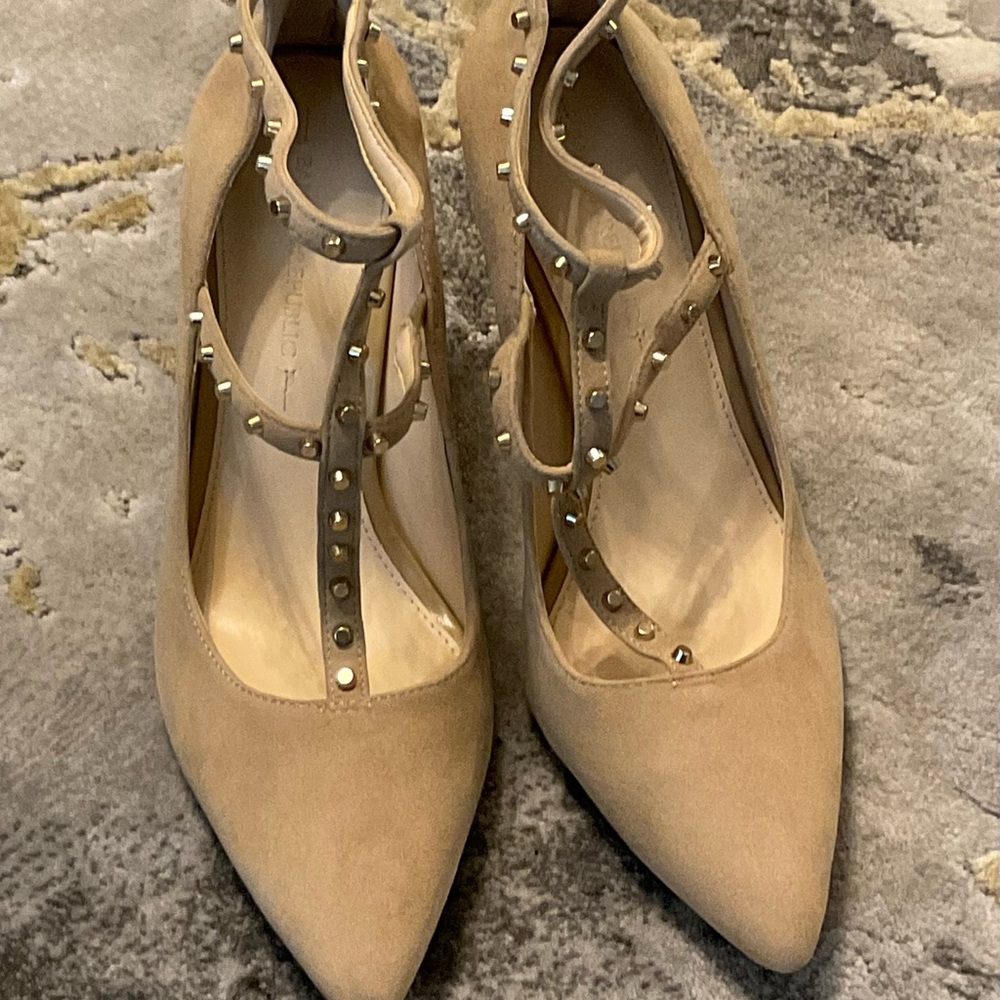 Beige Suede T-strap Pump - Picture 3 of 4